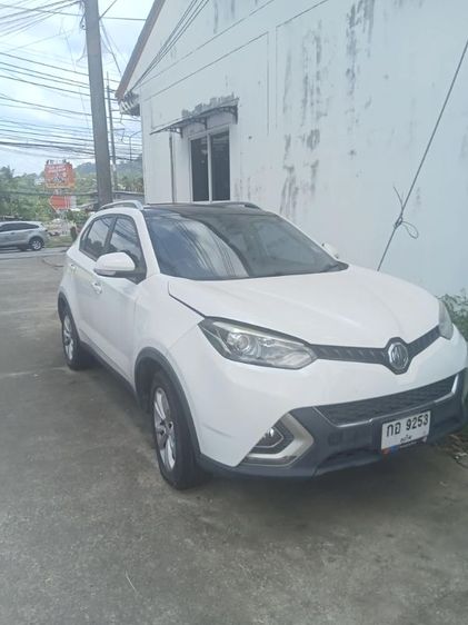 รถ MG ZS 1.5 D สี ขาว