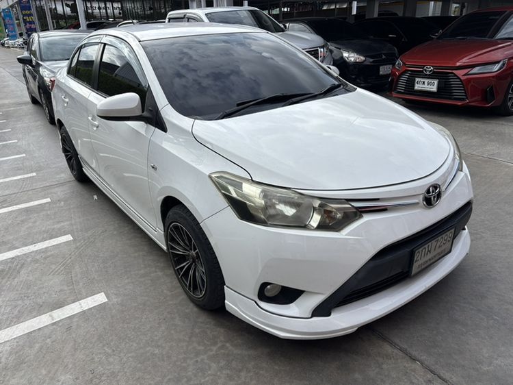 Toyota Vios 2013 1.5 E Ivory Sedan เบนซิน ไม่ติดแก๊ส เกียร์อัตโนมัติ ขาว รูปที่ 2
