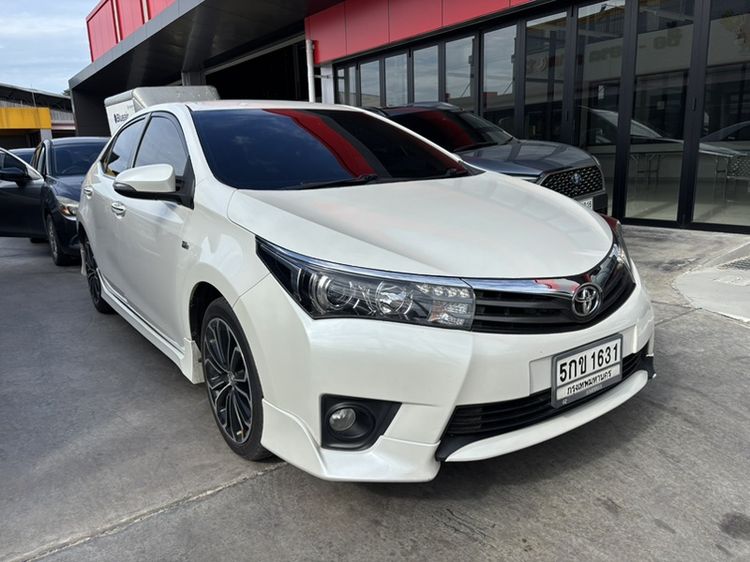 รถ Toyota Altis 1.8 Esport สี ขาว