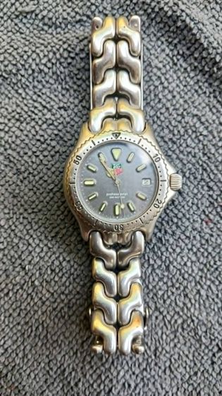 เงิน ขาย tag heuer ก้างปลาแท้ หน้าเทา ขนาด 33บอยไซส์ใส่ได้ทั้งชายและหญิง
