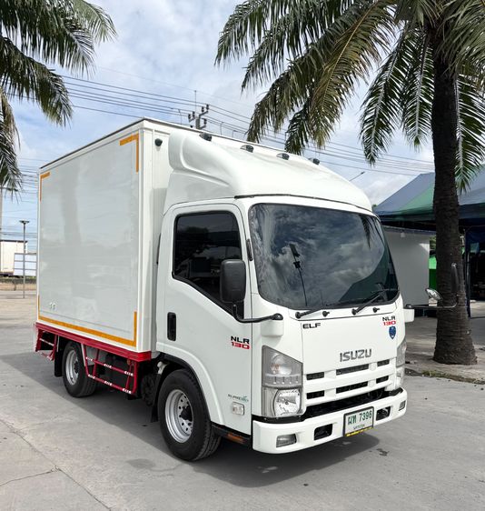 รถ ISUZU NLR 130 แรง ปี 2560  รถห้างแท้  (4 ล้อไม่ติดเวลา) รถสวย มือเดียว รูปที่ 2