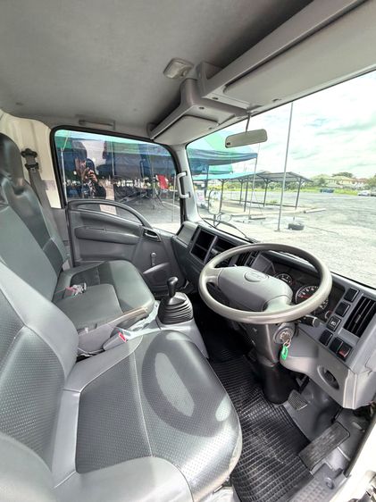 รถ ISUZU NLR 130 แรง ปี 2560  รถห้างแท้  (4 ล้อไม่ติดเวลา) รถสวย มือเดียว รูปที่ 11