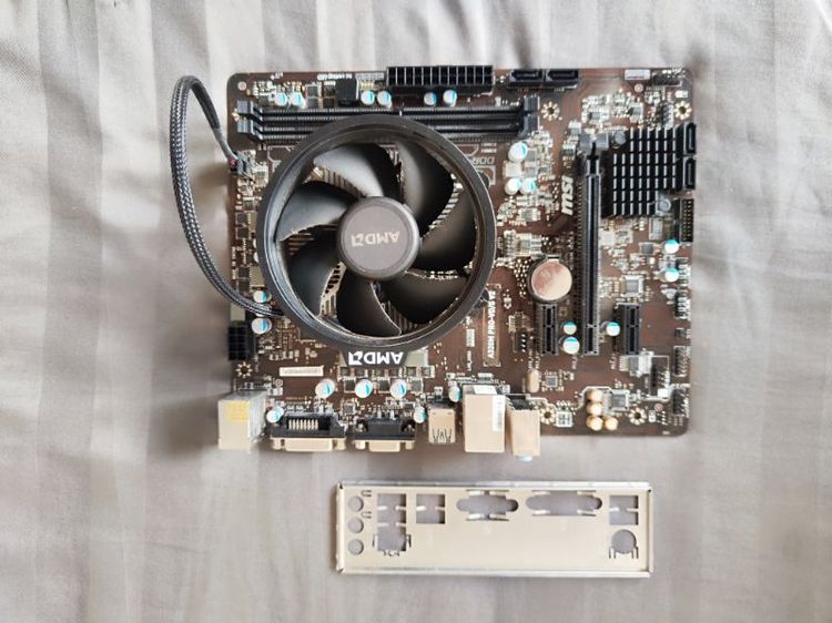 ขาย Cpu ryzen5 2600+ เมนบอร์ด A320pro