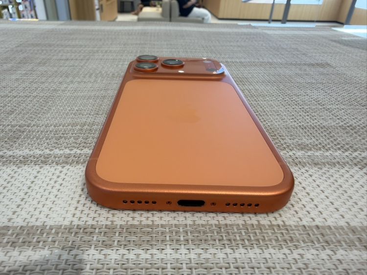 iPhone 17 Pro สีส้ม 256 ผ่อนได้  รับเทิร์น รูปที่ 2