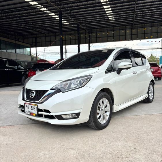 รถ Nissan Note 1.2 VL สี ขาว