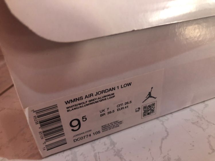 รองเท้า Nike air Jordan low  รูปที่ 2