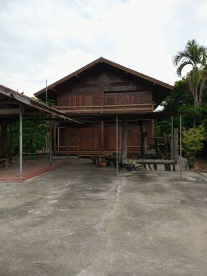 ตกแต่งครบ ขายบ้านเดี่ยว 2 ชั้น พร้อมที่ดิน 3 ไร่ 3 งาน อ.เมืองสุพรรณบุรี บรรยากาศร่มรื่น เหมาะสำหรับอยู่อาศัยหรือทำบ้านสวน
