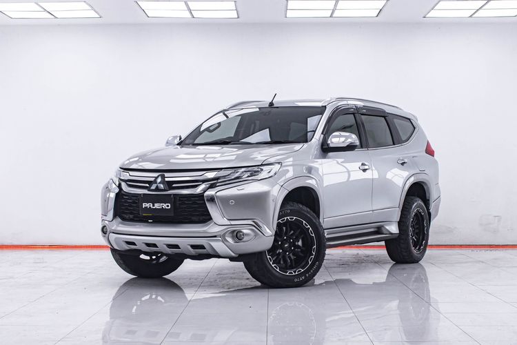 รถ Mitsubishi Pajero Sport 2.4 GT Premium 2WD สี เทา
