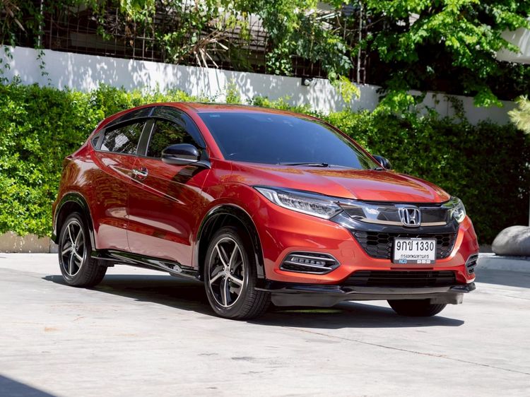 รถ Honda HR-V 1.8 RS สี แดง