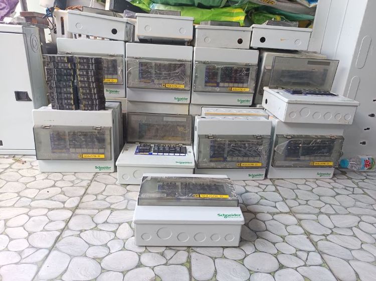 ตู้คอนซูมเมอร์ชไนเดอร์ 6 ช่อง