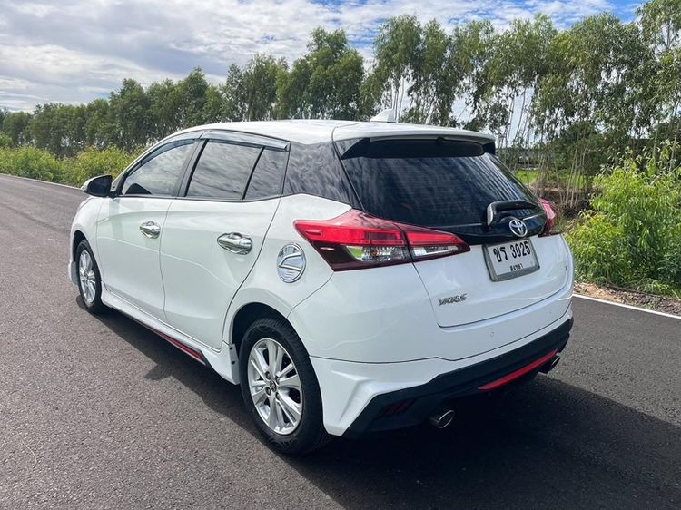 Toyota Yaris 2017 1.2 E Sedan ดีเซล ไม่ติดแก๊ส เกียร์อัตโนมัติ ขาว รูปที่ 3