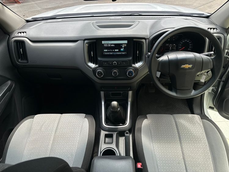 Chevrolet Colorado 2018 2.5 LT Pickup ดีเซล ไม่ติดแก๊ส เกียร์ธรรมดา ขาว รูปที่ 4