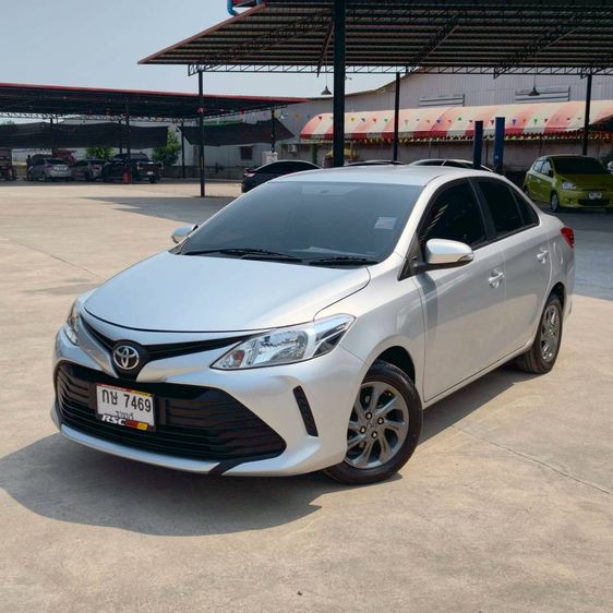 Toyota Vios 2019 1.5 Entry Sedan เบนซิน ไม่ติดแก๊ส เกียร์อัตโนมัติ บรอนซ์เงิน