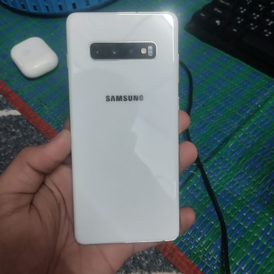 Samsung S10+ จุ 512 