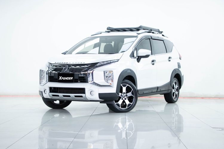 รถ Mitsubishi Xpander 1.5 Cross สี ขาว