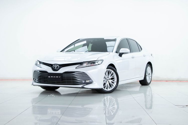 Toyota Camry 2020 2.5 G Sedan เบนซิน ไม่ติดแก๊ส เกียร์อัตโนมัติ ขาว