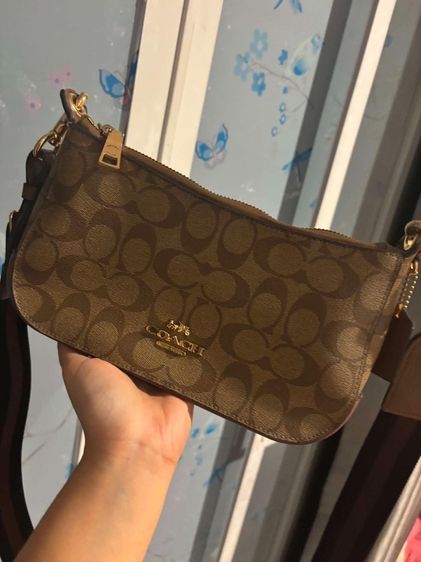 น้ำตาล กระเป๋าcoach