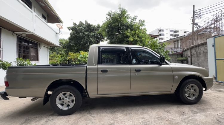 Mitsubishi Strada Grandis 2003 2.8 Grandis GLX Pickup ดีเซล ไม่ติดแก๊ส เกียร์ธรรมดา น้ำตาล