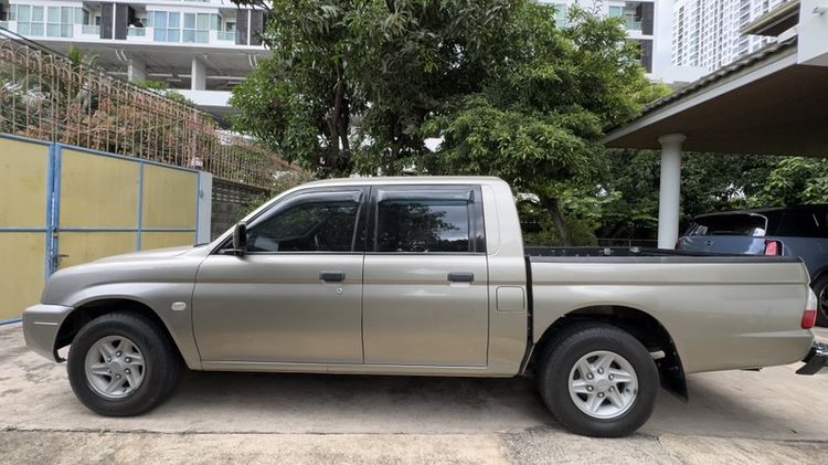 Mitsubishi Strada Grandis 2003 2.8 Grandis GLX Pickup ดีเซล ไม่ติดแก๊ส เกียร์ธรรมดา น้ำตาล รูปที่ 2
