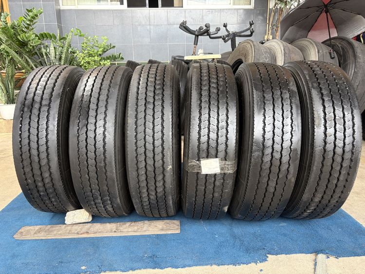 อื่นๆ ยางใช้แล้วยางรถบรรทุกกลาง 215-75R17.5 RT500radial  ชุดนี้นี้มี 6เส้น