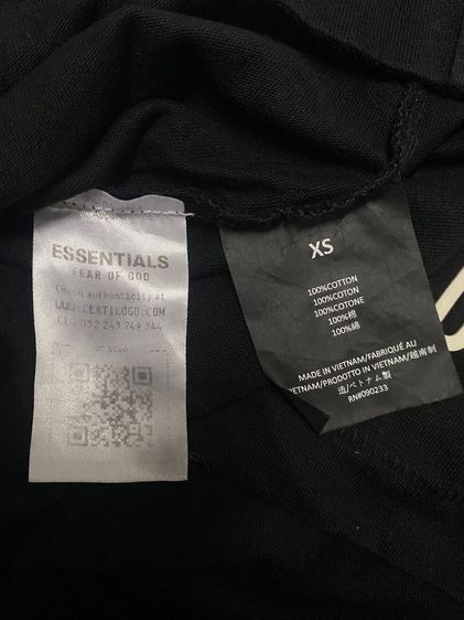 เสื้อessential size xs อก 44 ของแท้💯 รูปที่ 4