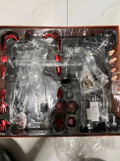 hot toys iron man mk 9 & peper รูปที่ 3