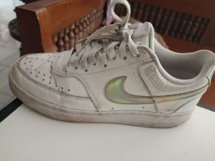 Nike รองเท้าผ้าใบ หนัง PU UK 5.5 | EU 38 2/3 | US 7 รองเท้าไนกี้สีขาว