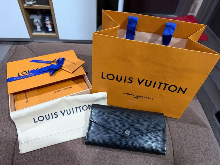 ขาย กระเป๋าสตางค์ Louis Vuitton ใบยาวรุ่น Sarah Wallet มือ2 อุปกรณ์ครบ