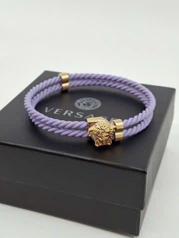 Versace Men's Medusa Head Bracelet in Lilac Made in Italy With Boxกำไลข้อมือรูปหัวเมดูซ่าสำหรับผู้ชายจาก Versace สีม่วงอ่อน ผลิตในอิตาลี พร้อมกล่อง ป้ายแทค รูปที่ 8
