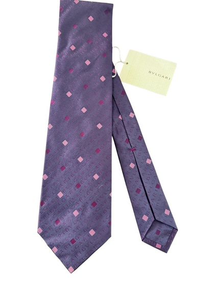 BVLGARI Necktie100% Seta-Silk-Soie Made in Italyเนคไทผ้าไหมสุดหรูจากแบรนด์ บลูการี่ ผลิตในอิตาลี่ ใหม่ป้ายห้อย รูปที่ 3