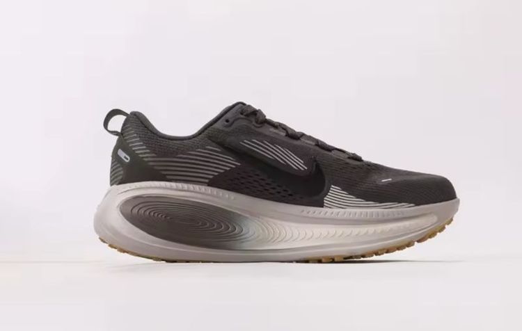 Nike Vomero 18 รูปที่ 7