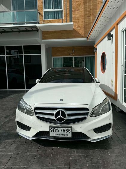 Mercedes-Benz E-Class 2014 E300 2.2 BlueTEC Hybrid AMG Dynamic Sedan Hybrid (Diesel) เกียร์อัตโนมัติ ขาว