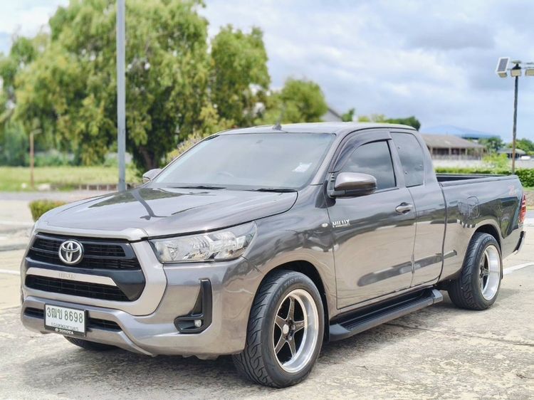 รถ Toyota Hilux Revo 2.4 Z Edition Mid สี เทา