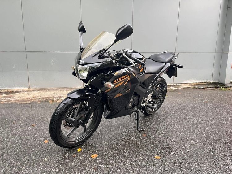 PCX Honda รุ่น Cbr150r150cc ปี 2013สตาร์ทมือ