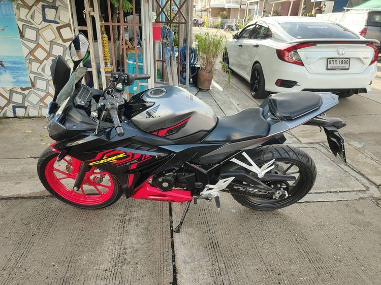 🛵ยังไงก็ขาย CBR150r ปี 64 เครื่องดี สีสวย สตาร์ทมือ เล่มชุดโอนครบ+เปลี่ยนถ่ายน้ำมันเครื่องฟรี ส่งฟรี30 ก.ม รูปที่ 2