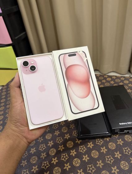 128 GB iPhone 15 128GB Pink เดิมๆ เครื่องศูนย์แท้ จอแท้ กล้องสวย สแกนหน้าปกติ สอบถามเพิ่มเติมได้คัฟ