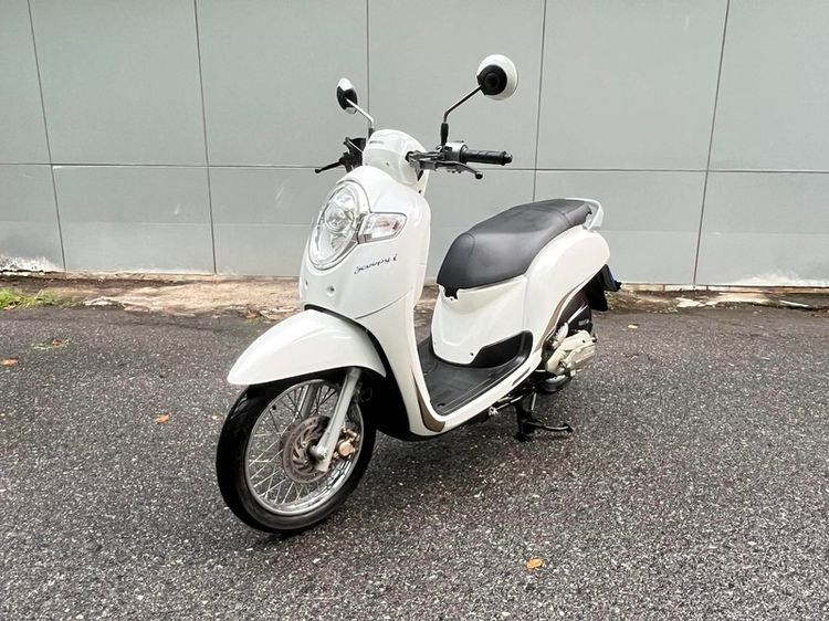 Honda รุ่น Scoopy i110cc ปี 2019สตาร์ทมือ รถบ้าน