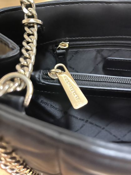 กระเป๋าสะพาย Michael Kors รูปที่ 9