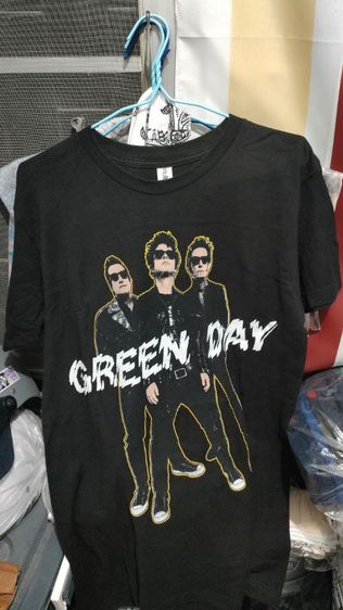 เสื้อยืดมือสอง green day