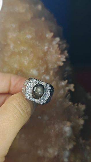 แหวนสตาร์​แซฟไฟร์​ 6 ขา​ ธรรมชาติ​ Natural Black Star Sapphire 6 Rays 925 Silver รูปที่ 5