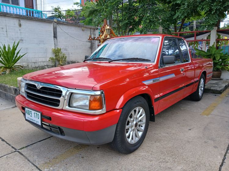 รถ Mazda Fighter 2.5 Super Saloon Lux สี แดง