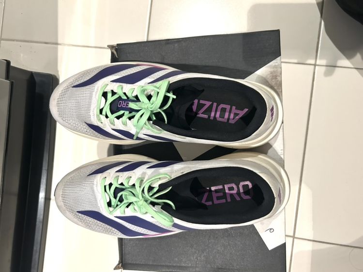 รองเท้าผ้าใบ อื่นๆ UK 9 | EU 43 1/3 | US 9.5 adidas Adizero EVO SL