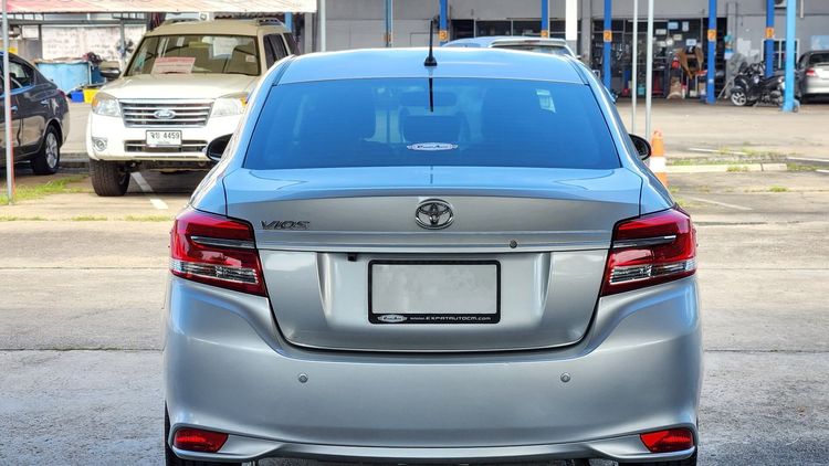 Toyota Vios 2019 1.5 Mid Sedan เบนซิน ไม่ติดแก๊ส เกียร์อัตโนมัติ บรอนซ์เงิน รูปที่ 4