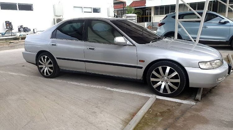 Honda Accord 1995 2.2 EXi Sedan เบนซิน ไม่ติดแก๊ส เกียร์อัตโนมัติ บรอนซ์เงิน รูปที่ 2