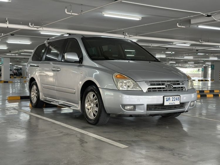 Kia Grand Carnival 2009 2.9 CEO Van ดีเซล เกียร์อัตโนมัติ บรอนซ์เงิน