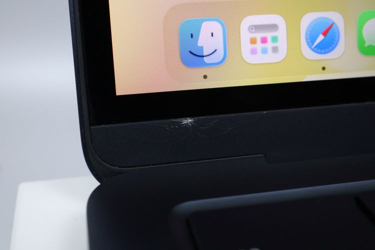 MacBook Air M2 13" 8.256GB  รูปที่ 3