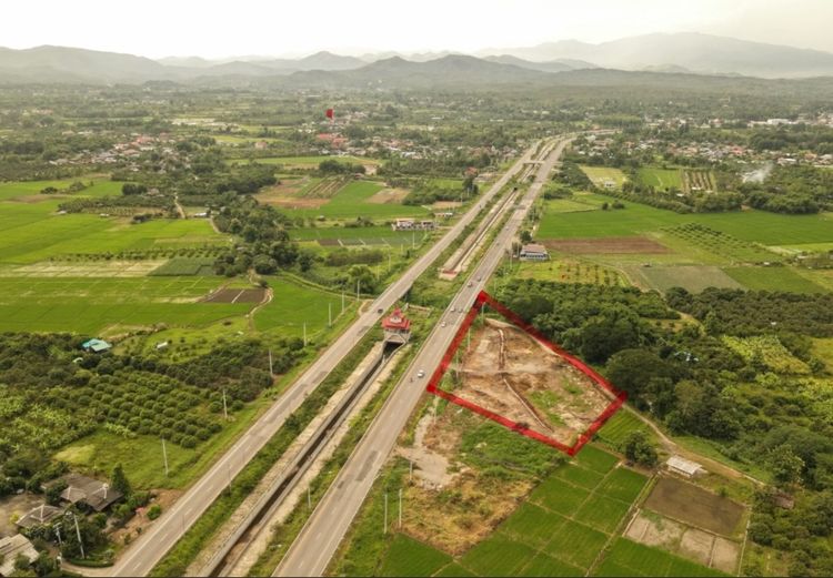 ที่ดินทำเลทอง ติดถนนใหญ่ รูปที่ 2