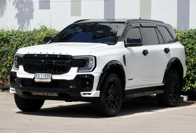 รถ Ford Everest 2.0 Turbo Sport สี ขาว