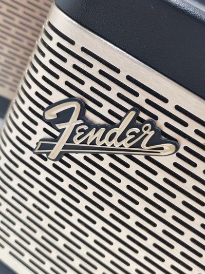 ลำโพงบลูทูธ Fender Newport 2 Black/Gold รูปที่ 3