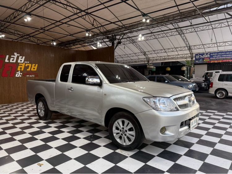 Toyota Hilux Vigo 2005 2.5 E Pickup ดีเซล ไม่ติดแก๊ส เกียร์ธรรมดา บรอนซ์ทอง